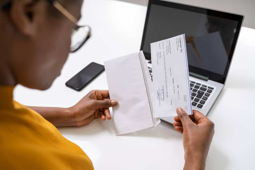Paycheck to Paycheck Living on The Rise